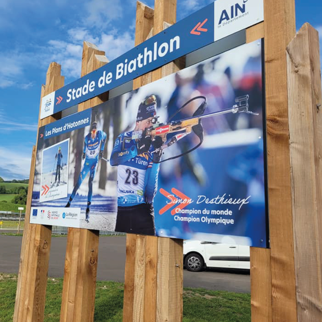 panneau stade de biathlon